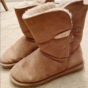 BearPaw boots!